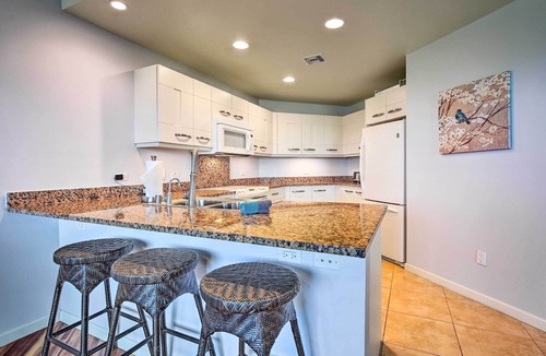 Kahaluu Bay House | Kona Townhome w/Lanai & Resort Amenities!