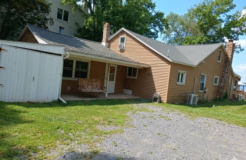 Town of Varick Cottage | Lake House on Seneca Lake with Private Dock