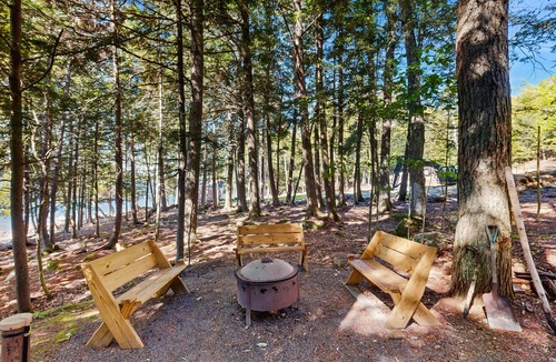 Beaver Cove House | Lakefront cabin close to town with dock, firepit - dogs welcome