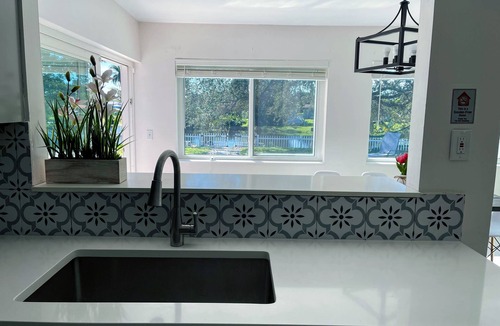 Palm Springs House | Lakefront Home with Large Pool, Hot Tub & Near the Beach