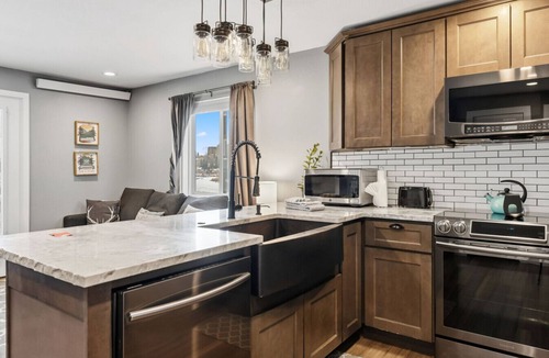 Dillon Condo | Lakefront Modern Condo, Walk to Amphitheater, Stunning Views & Patio