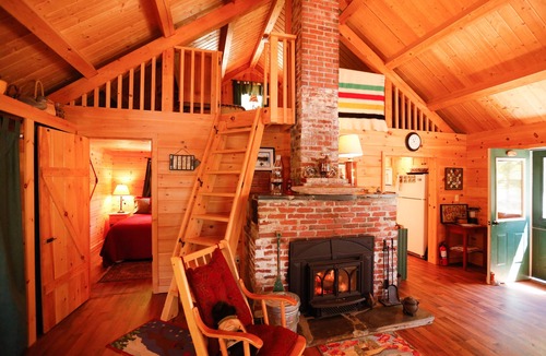 Ellsworth Cabin | Lakeside Pine Cone Cabin 30' private beach & dock, Fireplace , Kayaks, Canoe