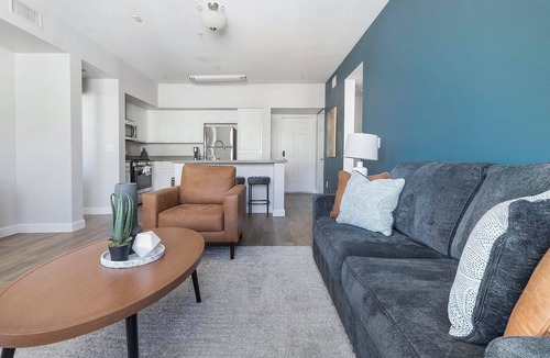 Rhodes Ranch Apartment | Landing | Beautiful 2BD, Clubhouse, Gym