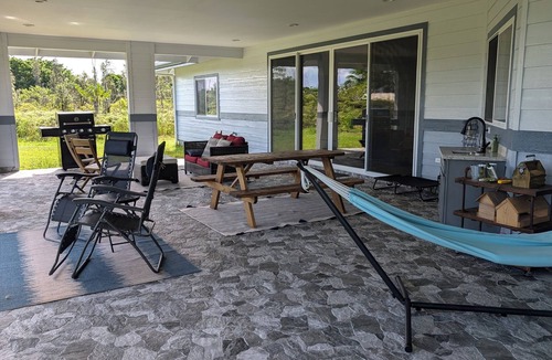 Keaau House | Large, 4B/2.5Bath, Cozy, Modern Oasis near Seacliff views. Central A/C. Pets OK.