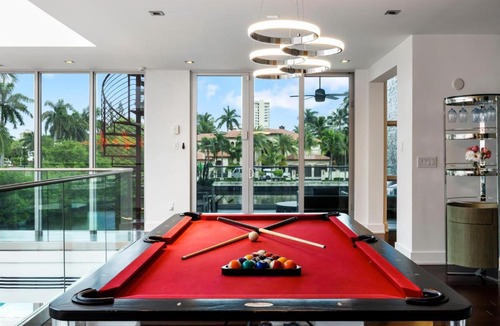 Nurmi Isles Villa | Las Palmas Royal Estate Fort Lauderdale