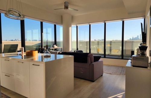 Thorncliffe Park Condo | Leaside/Sunnybrook Terrace Executive 2 Bedroom, 3 Bathroom, Terrace, Condo