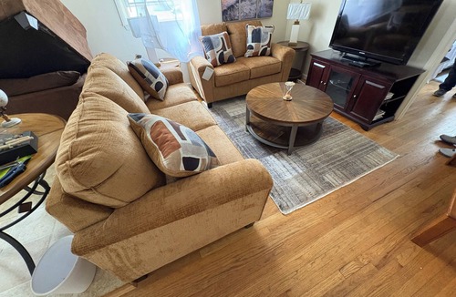 Eastside Apartment | Lovely 3-bedroom apartment with AC in Syracuse