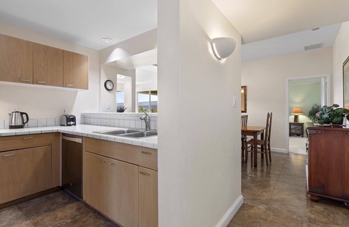Waikoloa Condo | Lovely golf course views, close to shops!