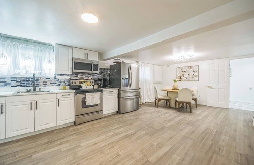 Goshen House | Lovely house with AC in the heart of Goshen there is a spectacular pool
