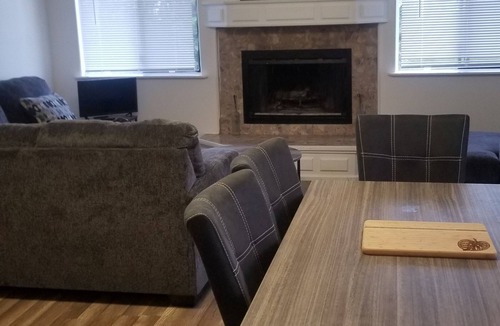 Ocean View House | Lower oceanview. Recent remodel interior. Close to highway, store and beaches.