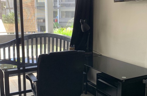Hilo Apartment | Lucy's Place nAir Conditioned Studio with Murphy bed