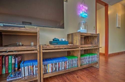 Makaha Apartment | Lush Condo with Community Pool, 1 Mi to Beach!