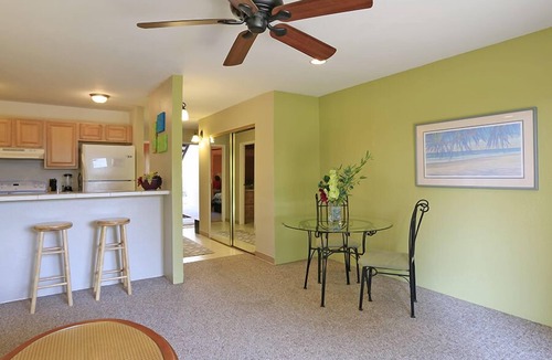 Kihei Condo | Lush Garden Charmer - Breathtaking Sunsets