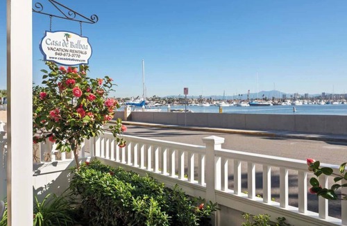 Balboa Peninsula House | LUX Beachfront Casa de Balboa 227 - Best Location