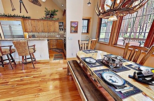 The Highlands House | Lux Home, 4 BR W/4 ensuite Bathrooms, 3 Fireplaces, Golf and Hiking, Hot Tub, .