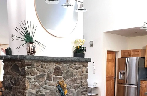Glenford House | Luxe Bohemian Cabin, Secluded, 6 min to Woodstock
