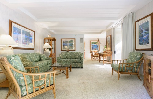 Kaanapali Condo | Luxurious Courtyard Garden Condo Perfect for Children and Family!