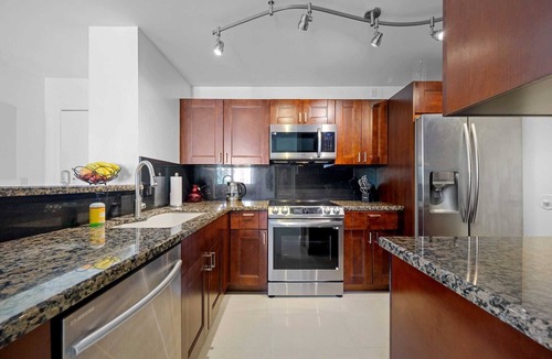Aventura Apartment | Luxury 2-bedroom apartment at Aventura Yacht Club with pool view