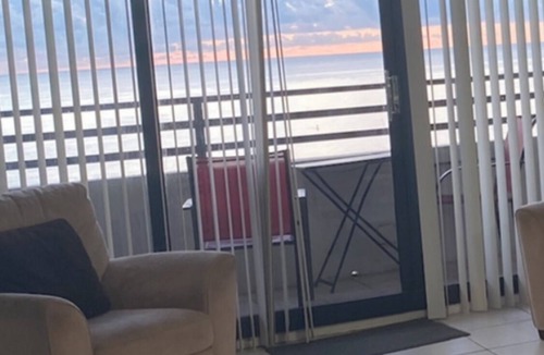 Hollywood South Central Beach Condo | Luxury 2-bedrooms beach condo in Hollywood Beach with direct ocean view, Publix
