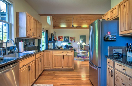 Asheville House | Luxury 3-King Retreat w/Hot Tub, Games, Mountain Views & Biltmore Pass - 15 Min