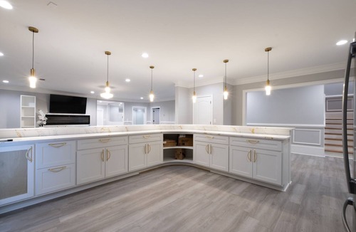 Lithonia House | Luxury 7BR Poolside Estate w Pool & Staffing - 25 Min to Metro Atlanta
