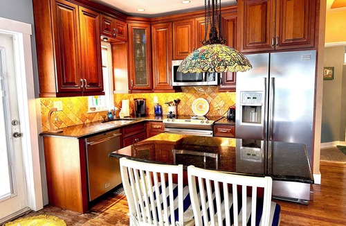 Hollywood Villa | Luxury Beach Side Villa - Heated Pool on the Beach