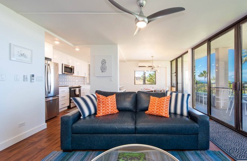 Kihei Condo | Luxury Contemporary Remodeled Beachfront Condo. Hotel zoned -not Minatoya list!