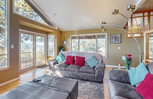 Zephyr Cove House | Luxury home with game room sauna and stunning lake views
