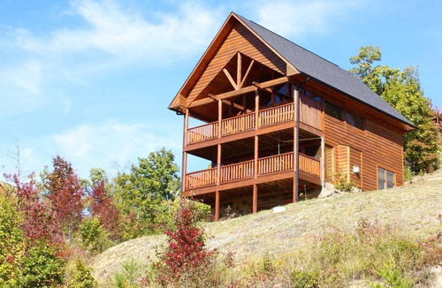 Sevierville Cabin | Luxury Log Cabin With Million Dollar Panoramic Smoky Mountain Views