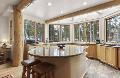 The Highlands House | Luxury Mountain House | Hot Tub | Views