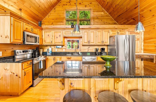 Black Bear Falls Cabin | Luxury Mtn Retreat W Breathtaking Views, Sleeps 14