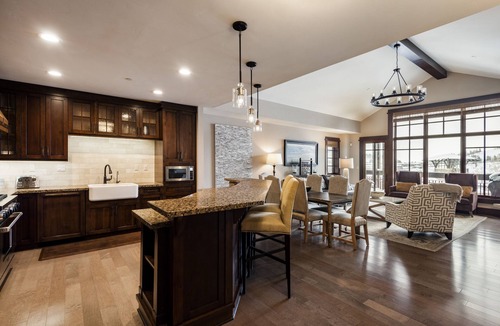 Empire Pass Condo | Luxury Ski-In, Ski-Out Arrowleaf Penthouse With Panoramic Views