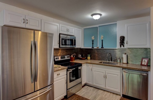 Hilo Condo | Maluhia Kahakai 2 Bedroom Condo by RedAwning