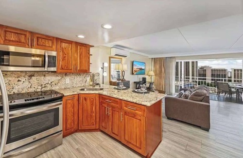 Waikiki Apartment | @ Marbella Lane - Ocean Marina View Ilikai Hotel
