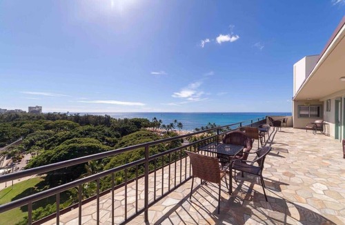 Waikiki Apartment | @ Marbella Lane - Waikiki Studio | Beach 15 Steps