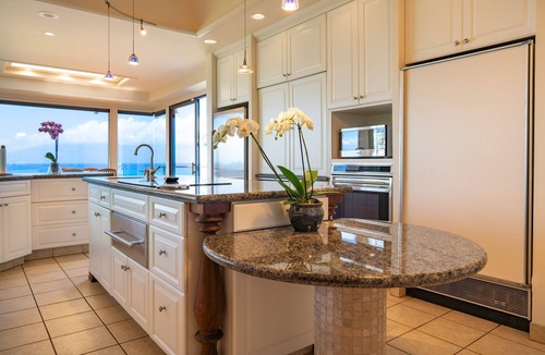 Napili House | Maui Vacation Home w/Dazzling Oceanfront Views Honu Hale (Turtle House)