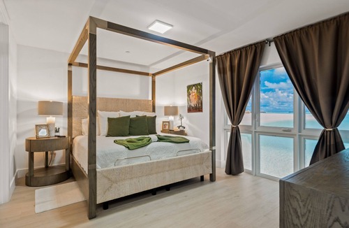 The Roads House | Miami brand new 3BR House/Rooftop Terrace BBQ