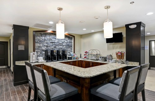 Mount Juliet Condo | Mobility Accessible Suite | Free Breakfast, Business Center + Fitness Center Access