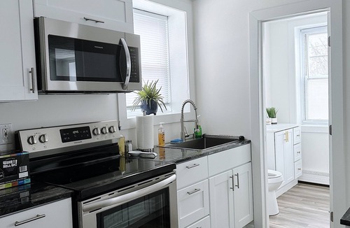 Whitesboro Apartment | Modern 1 BR apt | Close to everything | Whitesboro