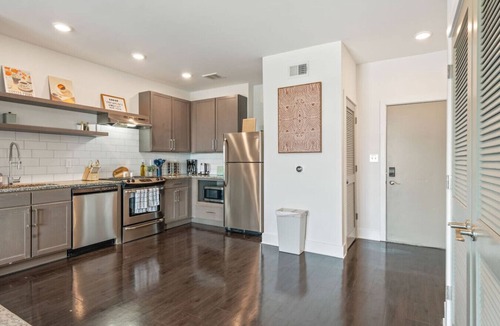 Reynoldstown Apartment | Modern 1BR w/Rooftop Deck | Near Beltline+DT ATL