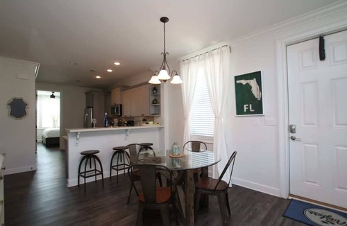Marathon House | Modern Coastal 4BR| half-duplex near sombrero beach | Sleeps 10 w/Pool & Private Dock
