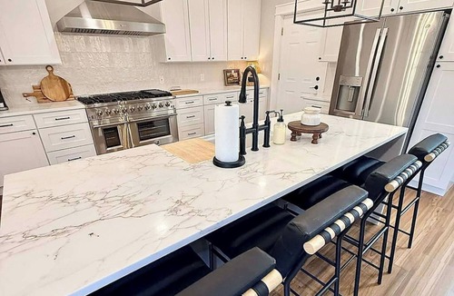 Ashville House | Modern Farmhouse | Firepit | Stocked Trout Stream | 2 Suites