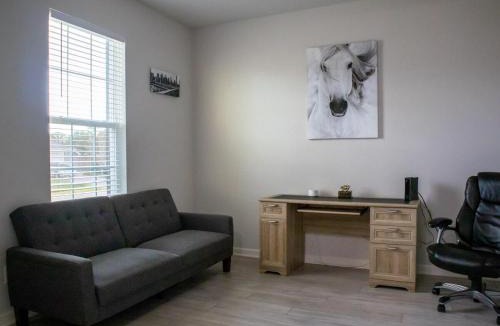 Port Malabar House | Modern Home in Palm Bay