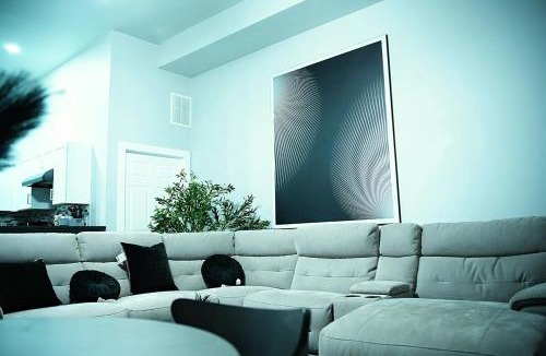 Reading Apartment | Modern Minimalist Home in the heart of Reading