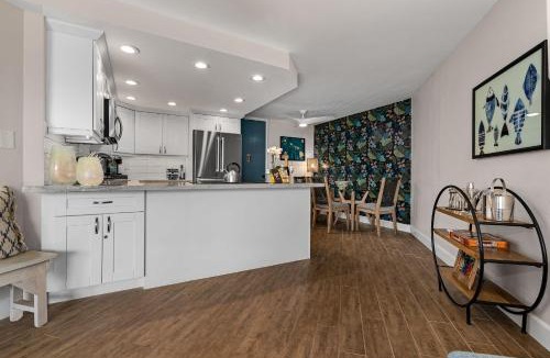Kihei House | Modern & Polished Oceanfront Vistas