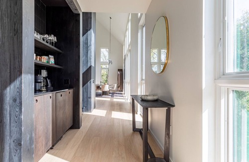 Town of Marbletown House | Modern Retreat– EcoFriendly, AllergyFree, Spacious