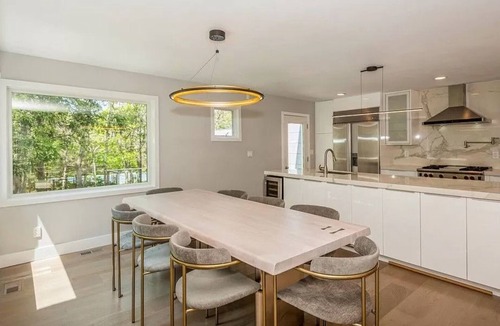 Northwest Harbor House | Modern Retreat - Heated Pool, Jacuzzi, Private Tennis Court, Basketball & Gym