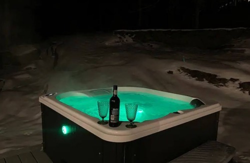 Garrison House | Modern & secluded with a private outdoor hot tub and sauna!
