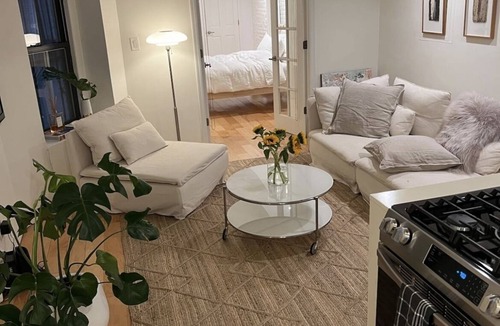 East Village Apartment | Modern & Zen One Bedroom In The Heart of East Village