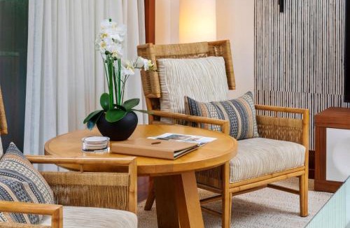 Montage Kapalua Bay Apartment | Montage Kapalua Bay 2 Free Rental Cars KBM Resorts Hale Mala At Montage Kapalua Bay Oceanfront Property 2 Units 6 Bedrooms MON ML-1161